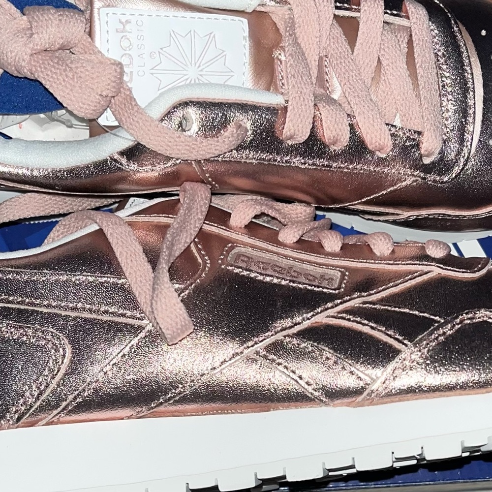 Reebok Harmon Classic (Rose Gold Metallic) Size 9 USA (New, Never Worn)